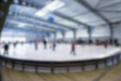 Die Eislaufhalle in Lalandia in Rødby