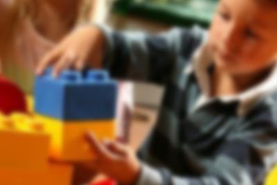 Bruk fantasien og bygg med store LEGO-klosser i Monky Tonky Land i Lalandia