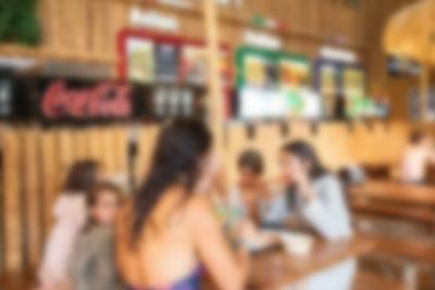 Stil sulten i Food Court I Aquadome i Lalandia i Billund