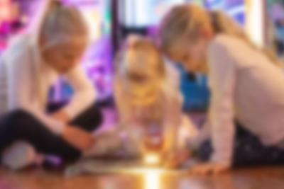 High Five auf der Bowlingbahn in Lalandia