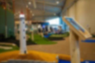 Es war noch nie so lustig und abenteuerlich, eine Runde Minigolf zu spielen