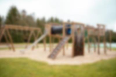 Probiert alle die schönen Spielplätze Probiert alle die schönen Spielplätze